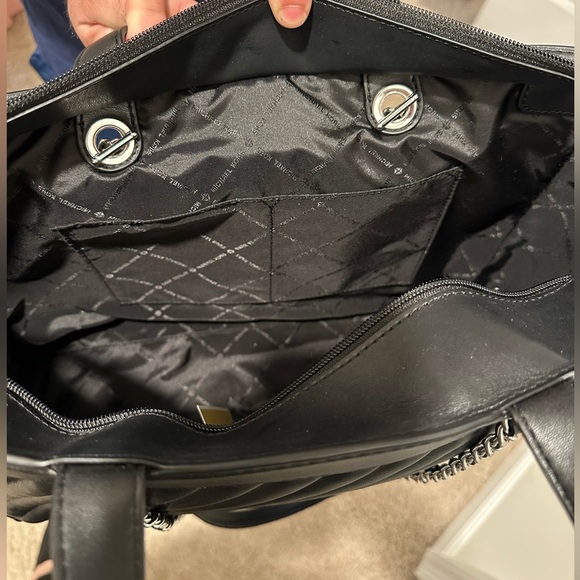 NWT Michael Kors Large Black Shoulder Bag - Picture 12 of 13